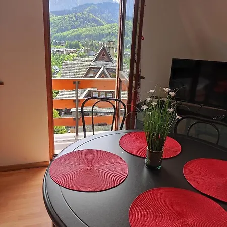 - Wymarzone Widoki Apartment *